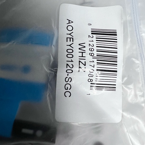 Dot Dash Unisex Whizz Sunglasses
NWT SILVER-One Size - Picture 11 of 11